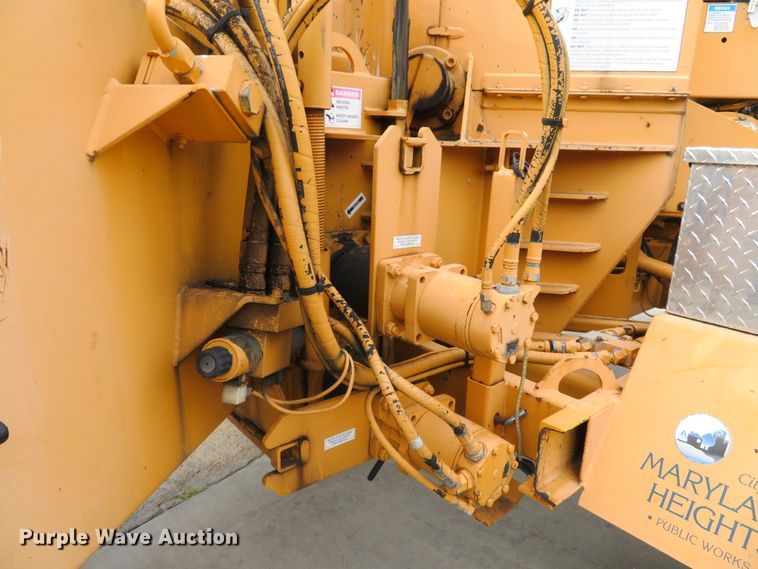 image for item DE8256 Bandit 280 wood chipper