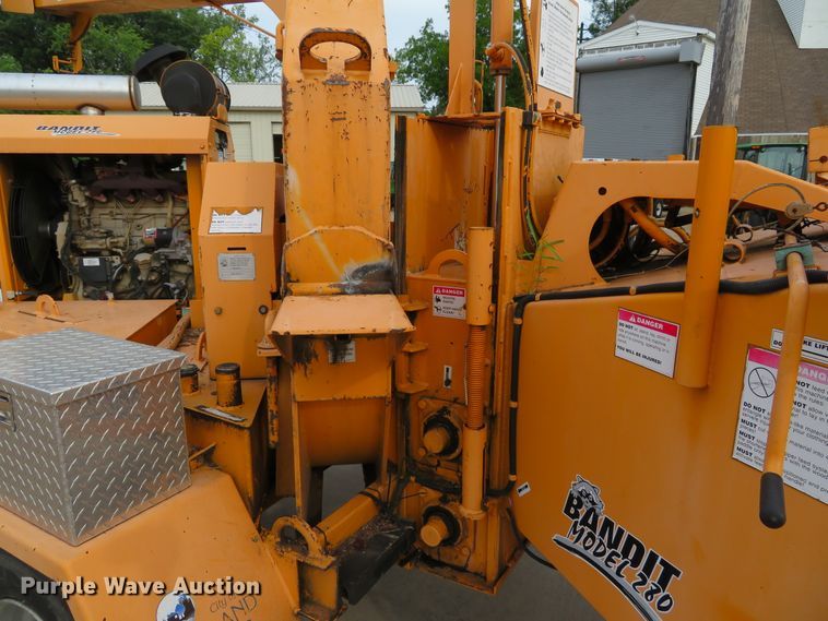 image for item DE8256 Bandit 280 wood chipper