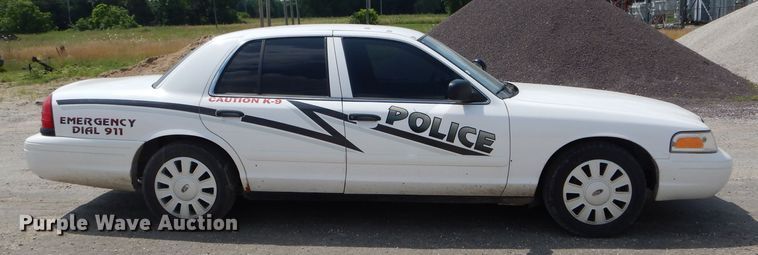 image for item DE8520 2006 Ford Crown Victoria Police Interceptor