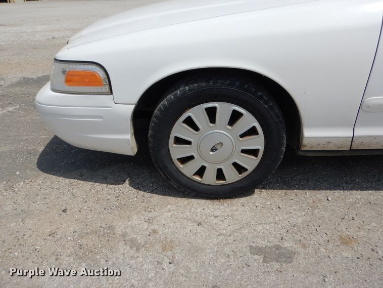 image for item DE8520 2006 Ford Crown Victoria Police Interceptor