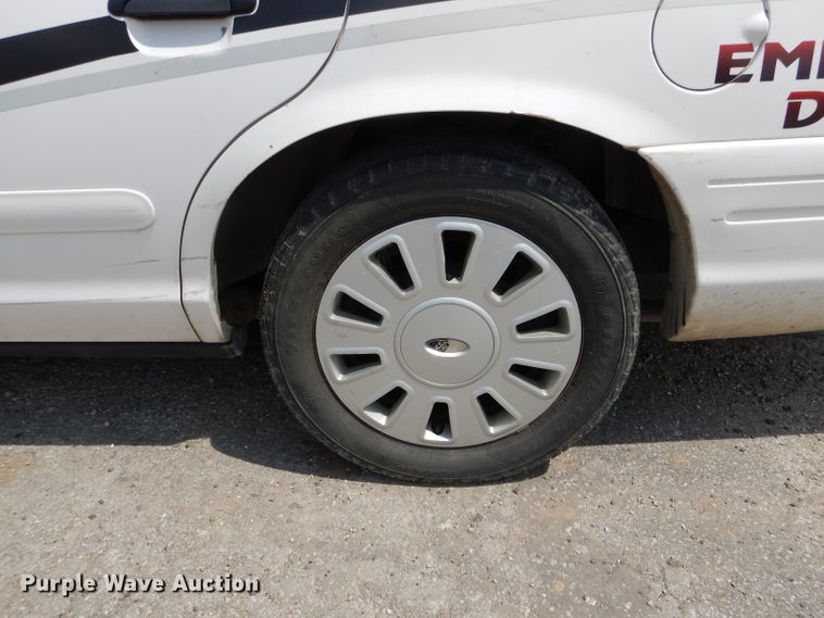 image for item DE8520 2006 Ford Crown Victoria Police Interceptor