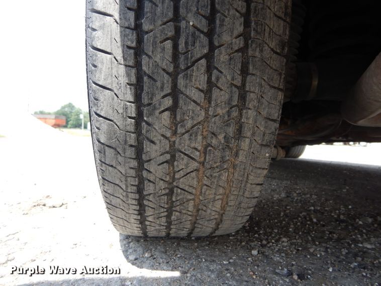 image for item DE8521 2004 Ford Crown Victoria Police Interceptor