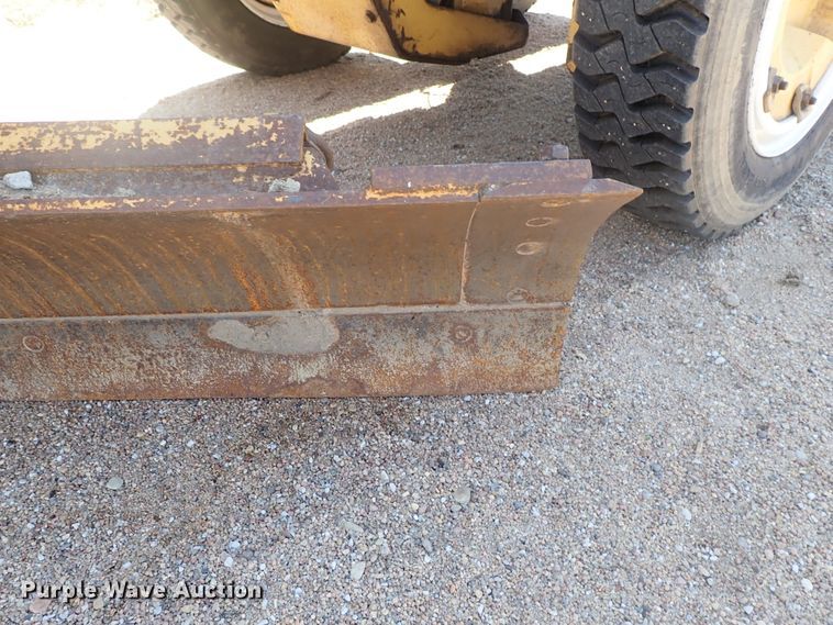 image for item DE9018 Fiat-Allis 65B rigid frame motor grader