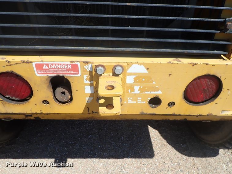 image for item DE9018 Fiat-Allis 65B rigid frame motor grader