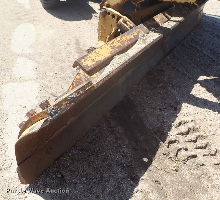 image for item DE9018 Fiat-Allis 65B rigid frame motor grader