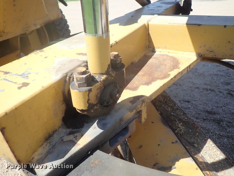 image for item DE9018 Fiat-Allis 65B rigid frame motor grader