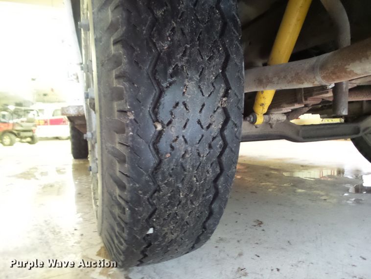 image for item DF0784 1976 Ford F750 fire truck