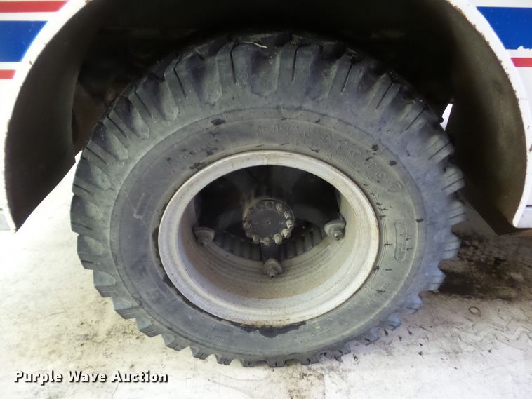 image for item DF0784 1976 Ford F750 fire truck