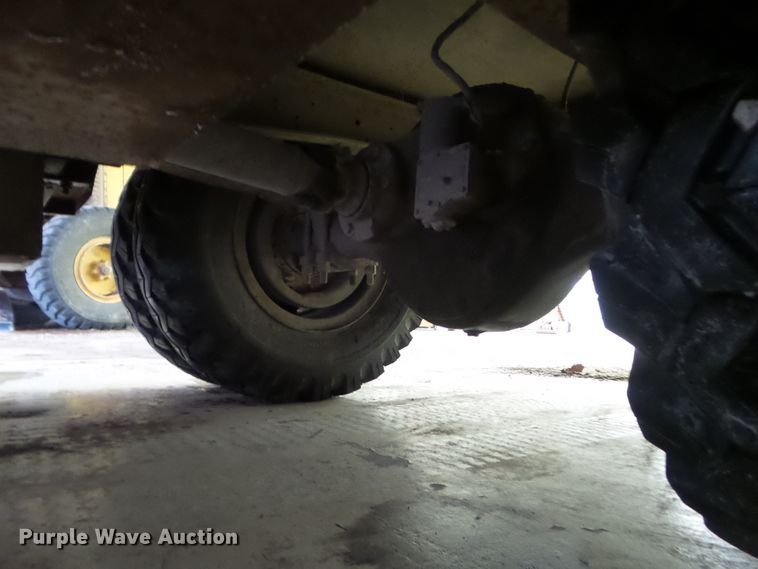 image for item DF0784 1976 Ford F750 fire truck