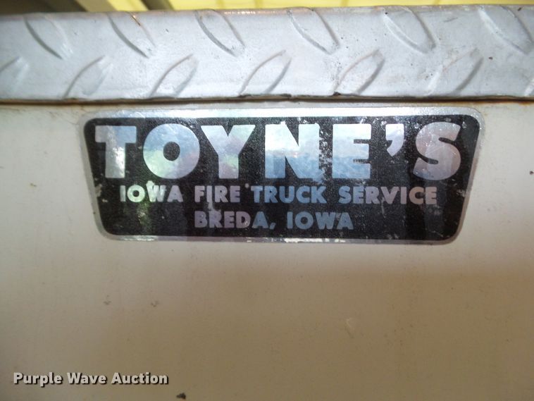 image for item DF0784 1976 Ford F750 fire truck