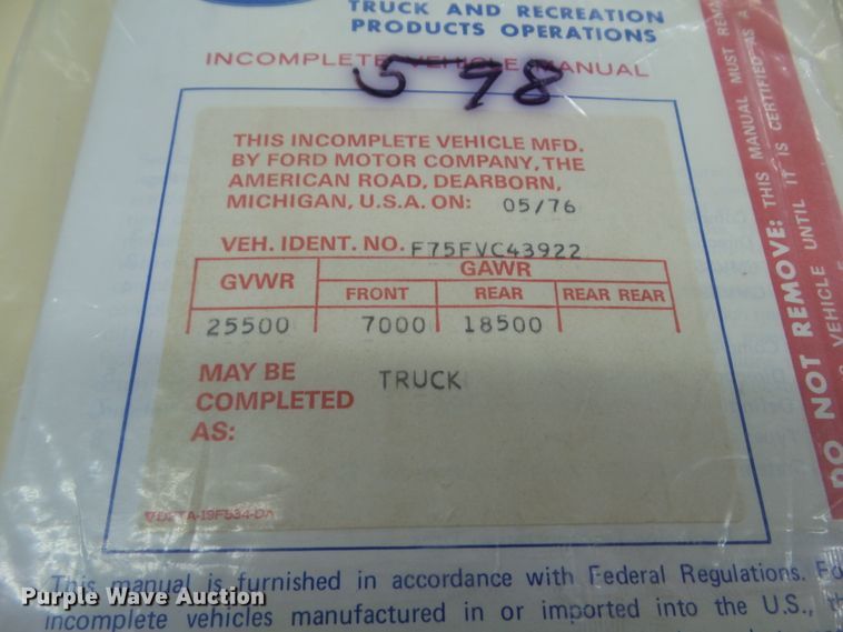 image for item DF0784 1976 Ford F750 fire truck