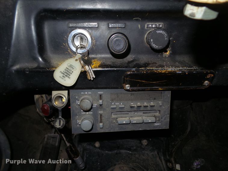 image for item DF0785 1984 Chevrolet Blue Bird school bus