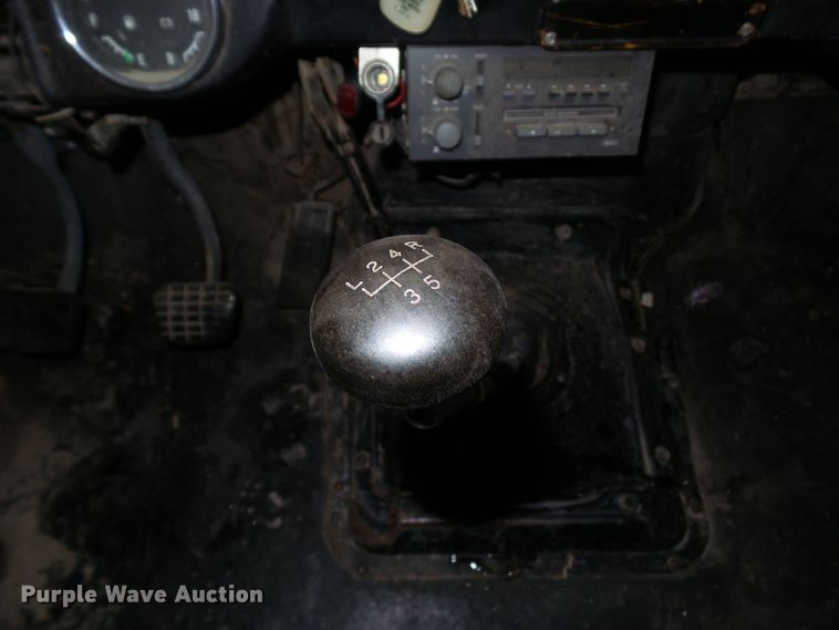 image for item DF0785 1984 Chevrolet Blue Bird school bus