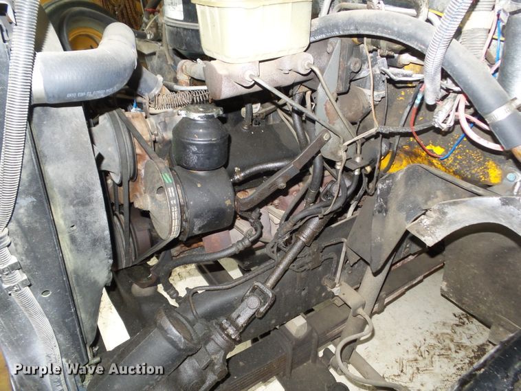 image for item DF0785 1984 Chevrolet Blue Bird school bus