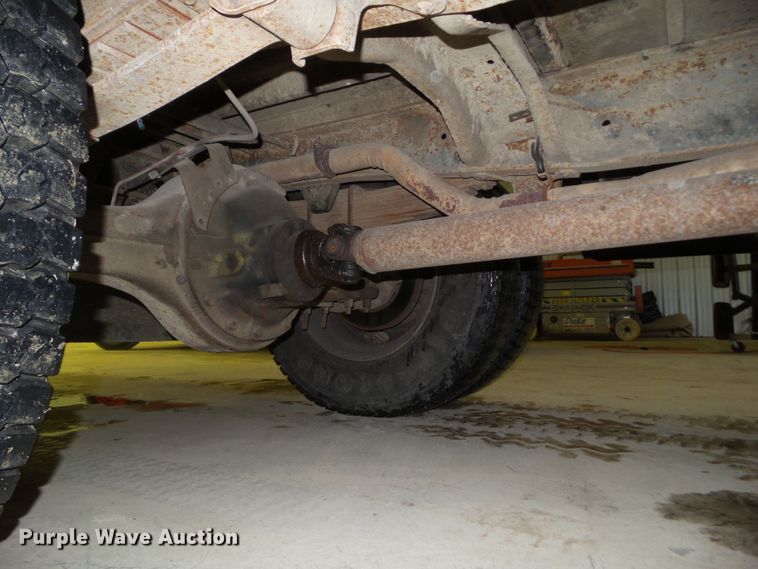 image for item DF0785 1984 Chevrolet Blue Bird school bus