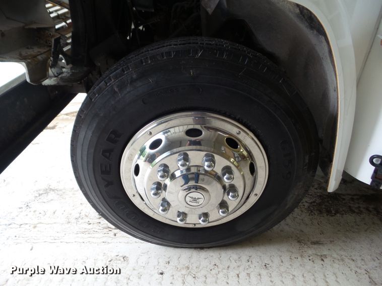 image for item DF0785 1984 Chevrolet Blue Bird school bus