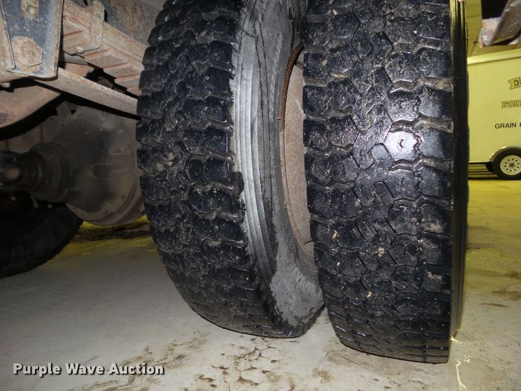 image for item DF0785 1984 Chevrolet Blue Bird school bus