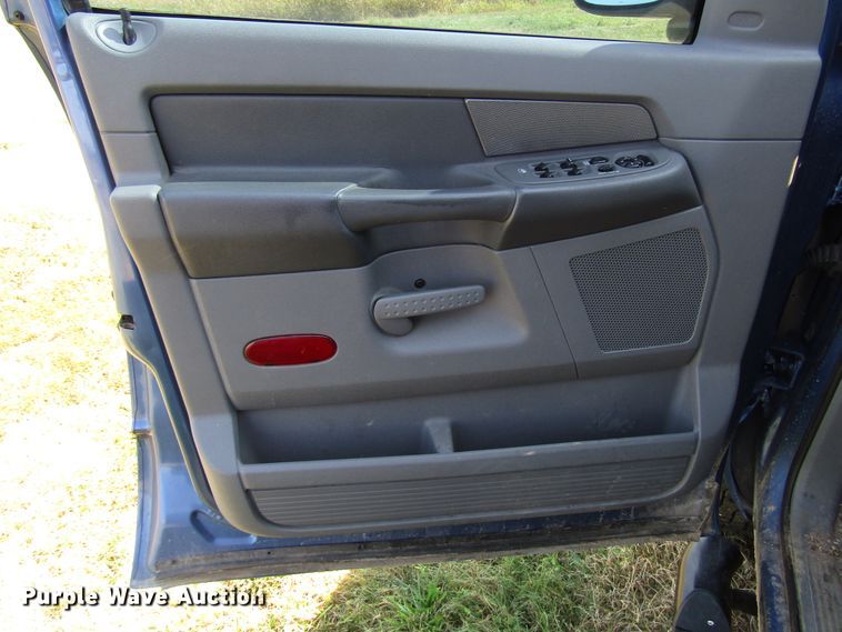 image for item DF4468 2006 Dodge Ram 1500 Quad Cab pickup truck