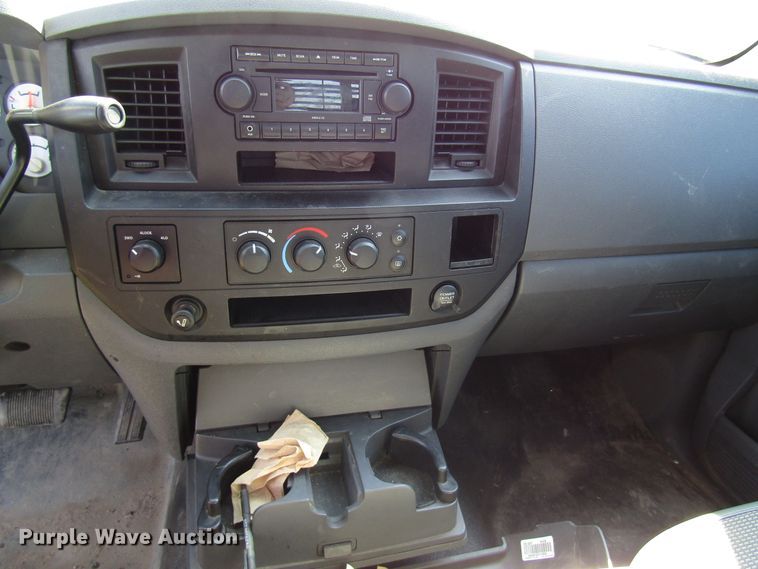 image for item DF4468 2006 Dodge Ram 1500 Quad Cab pickup truck