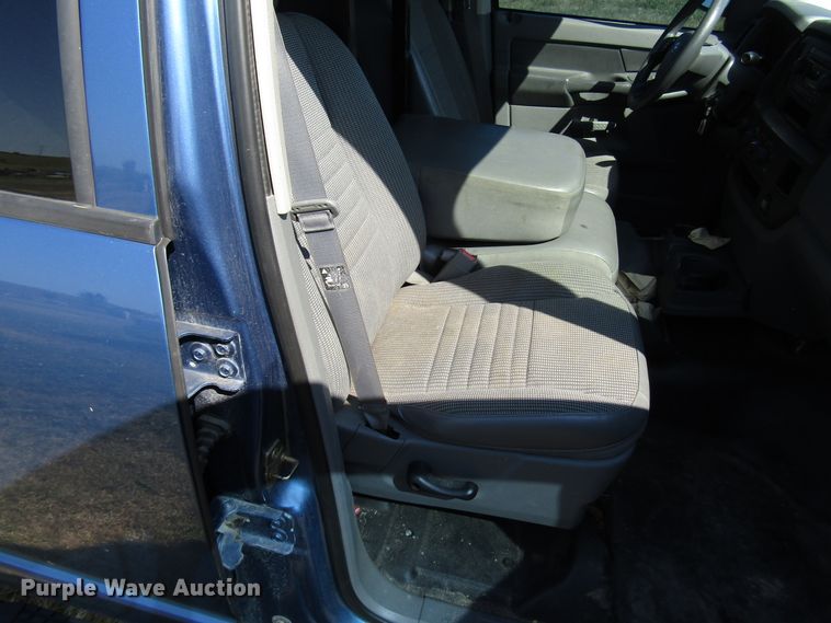 image for item DF4468 2006 Dodge Ram 1500 Quad Cab pickup truck