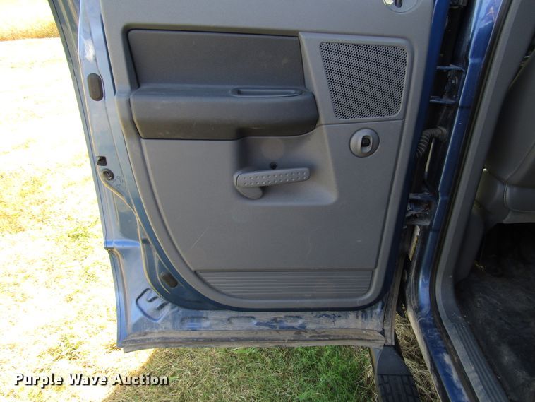 image for item DF4468 2006 Dodge Ram 1500 Quad Cab pickup truck