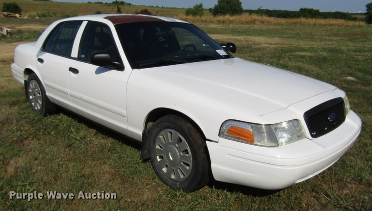 image for item DF4473 2008 Ford Crown Victoria Police Interceptor
