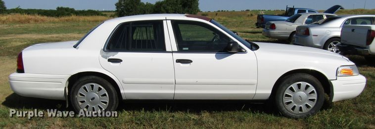 image for item DF4473 2008 Ford Crown Victoria Police Interceptor
