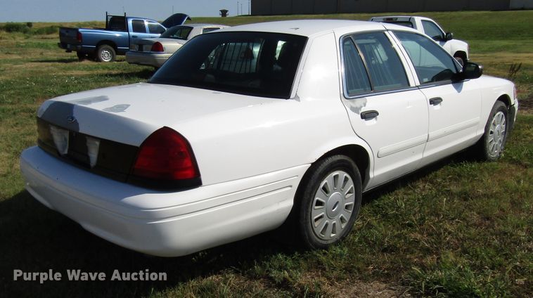 image for item DF4473 2008 Ford Crown Victoria Police Interceptor