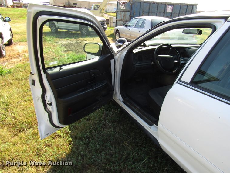 image for item DF4473 2008 Ford Crown Victoria Police Interceptor