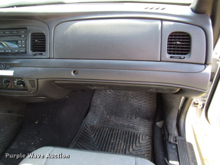 image for item DF4473 2008 Ford Crown Victoria Police Interceptor