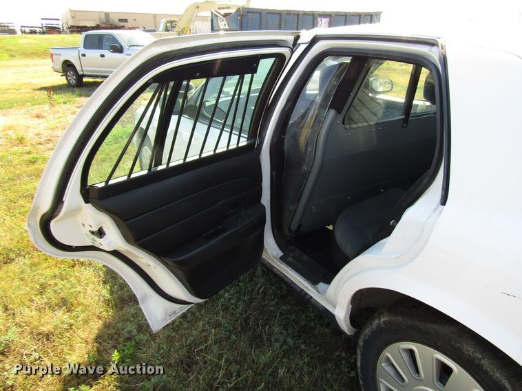 image for item DF4473 2008 Ford Crown Victoria Police Interceptor