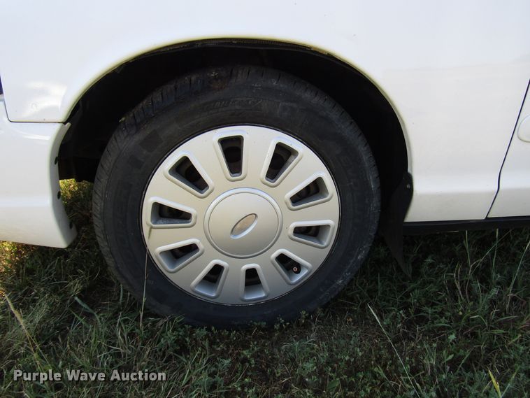 image for item DF4473 2008 Ford Crown Victoria Police Interceptor