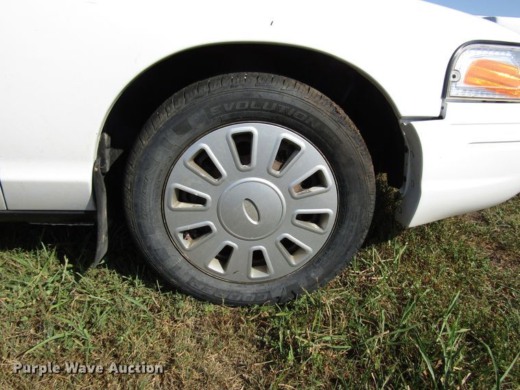 image for item DF4473 2008 Ford Crown Victoria Police Interceptor