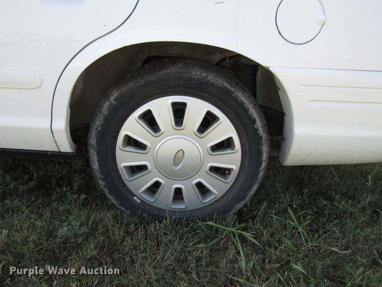 image for item DF4473 2008 Ford Crown Victoria Police Interceptor