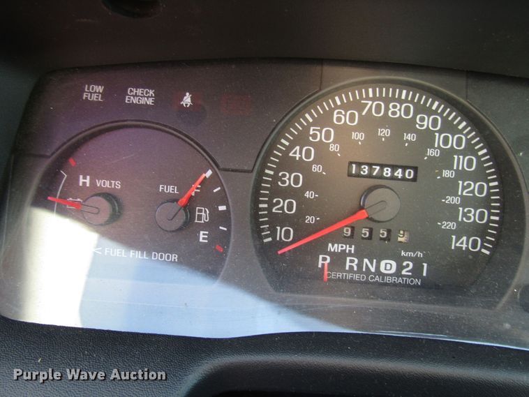 image for item DF4477 2004 Ford Crown Victoria Police Interceptor