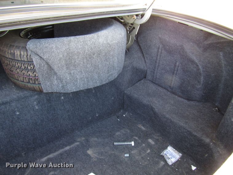 image for item DF4477 2004 Ford Crown Victoria Police Interceptor