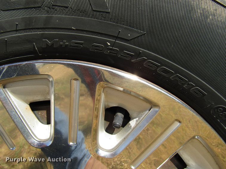 image for item DF4477 2004 Ford Crown Victoria Police Interceptor