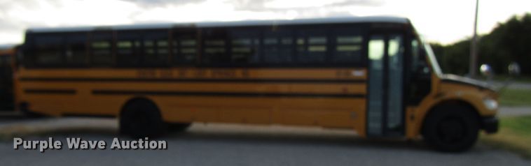 image for item DG1352 2007 Freightliner B2 Thomas school bus