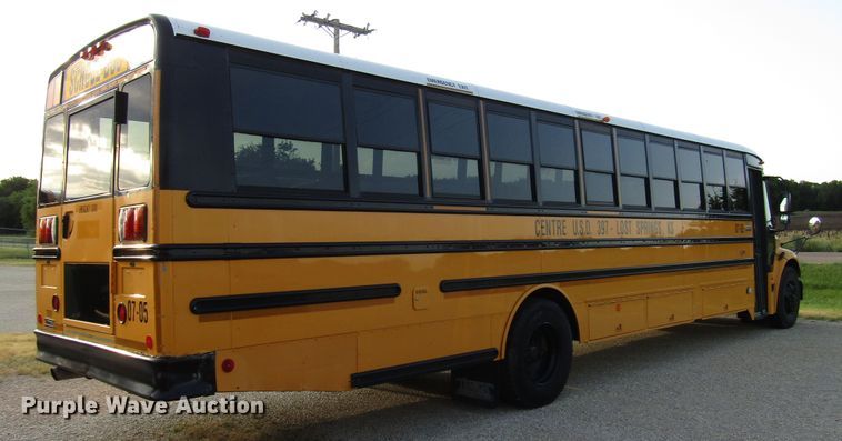 image for item DG1352 2007 Freightliner B2 Thomas school bus
