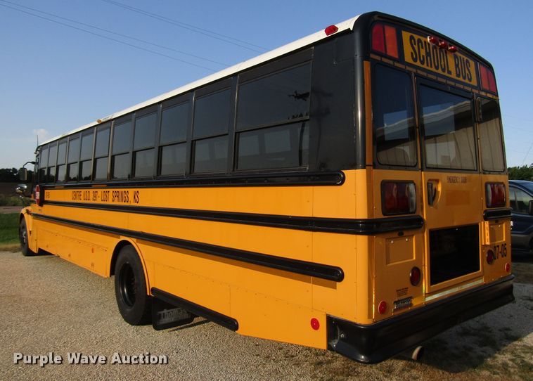 image for item DG1352 2007 Freightliner B2 Thomas school bus