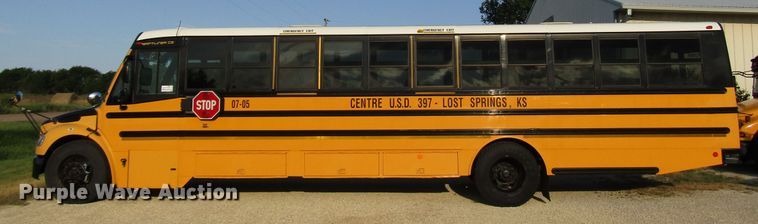 image for item DG1352 2007 Freightliner B2 Thomas school bus