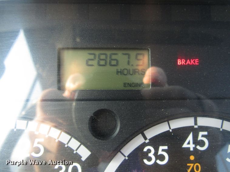 image for item DG1352 2007 Freightliner B2 Thomas school bus