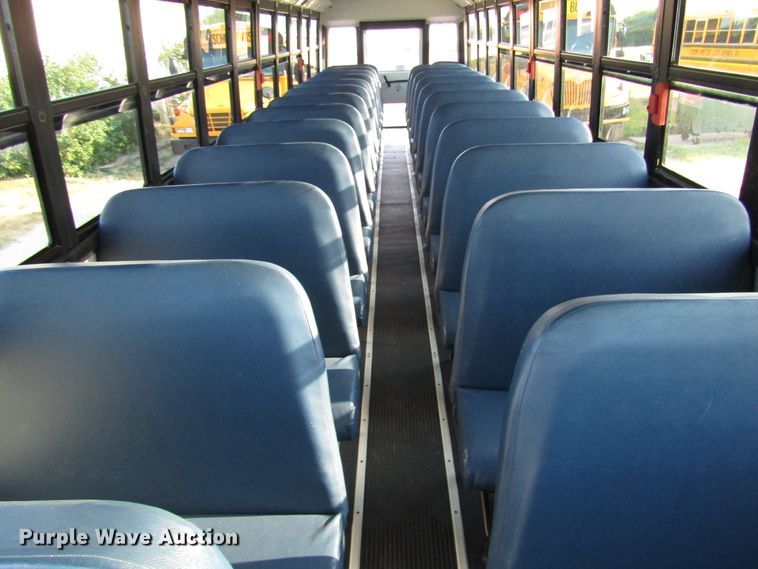 image for item DG1352 2007 Freightliner B2 Thomas school bus