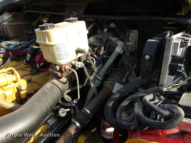 image for item DG1352 2007 Freightliner B2 Thomas school bus