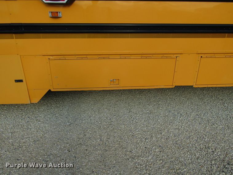 image for item DG1352 2007 Freightliner B2 Thomas school bus