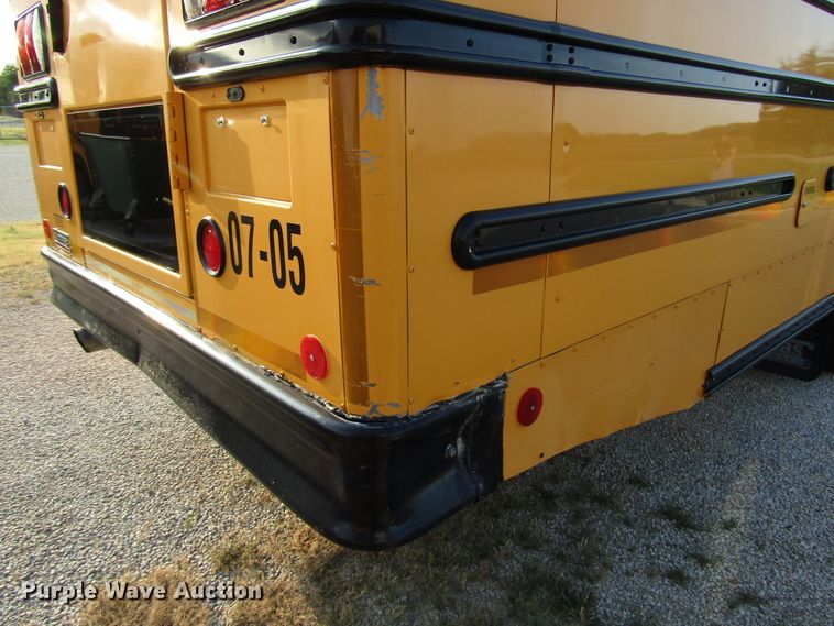 image for item DG1352 2007 Freightliner B2 Thomas school bus