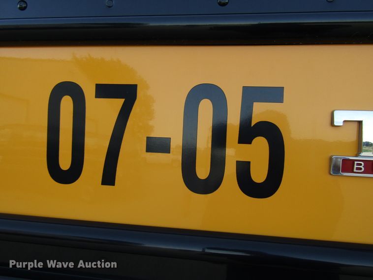 image for item DG1352 2007 Freightliner B2 Thomas school bus