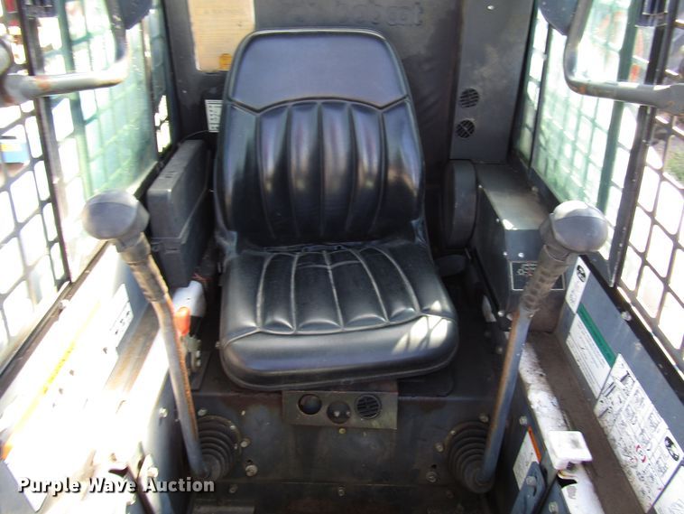 image for item DG1353 1998 Bobcat 863 skid steer