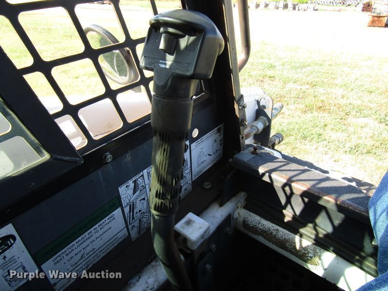 image for item DG1353 1998 Bobcat 863 skid steer