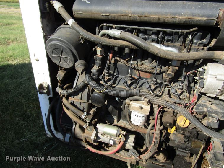 image for item DG1353 1998 Bobcat 863 skid steer